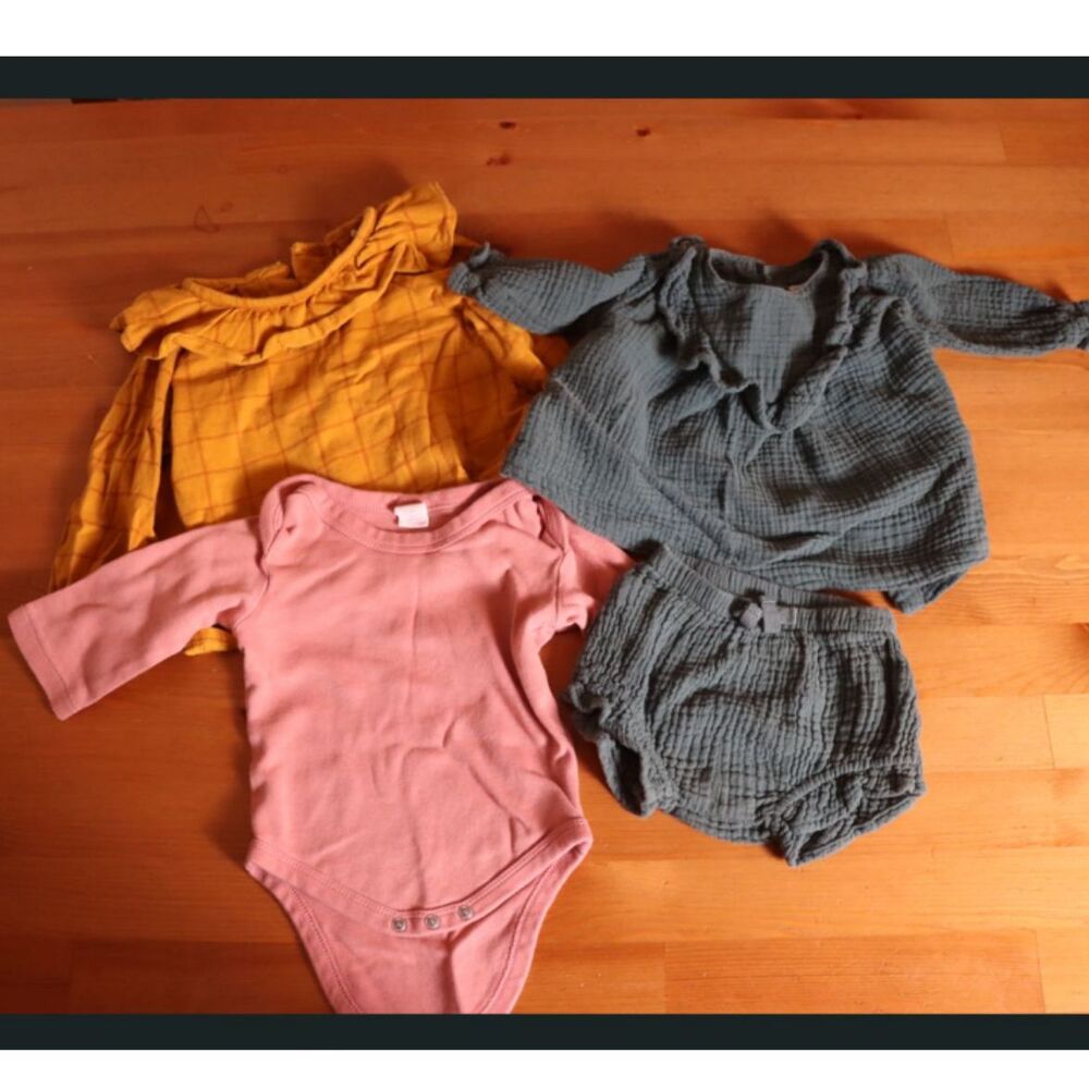 Lot of 4 Baby Clothes Oliver & Rain Size 3-6 months Colored Organics size 18 mon